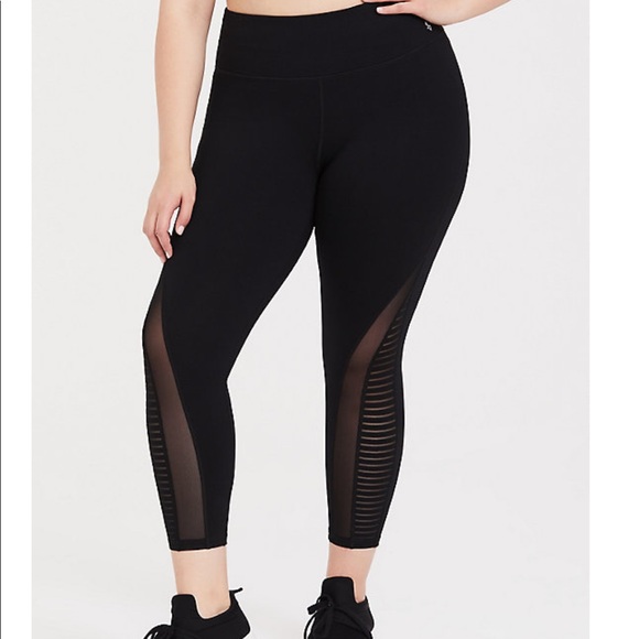torrid Pants - NWT torrid size 4 shadow stripe active leggings